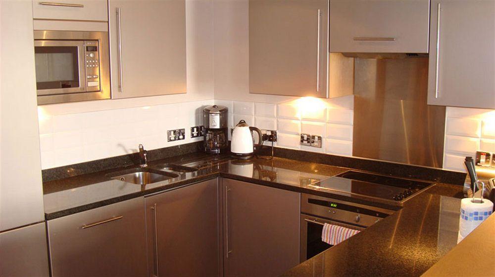 Fox Apartments Barking  Exterior photo
